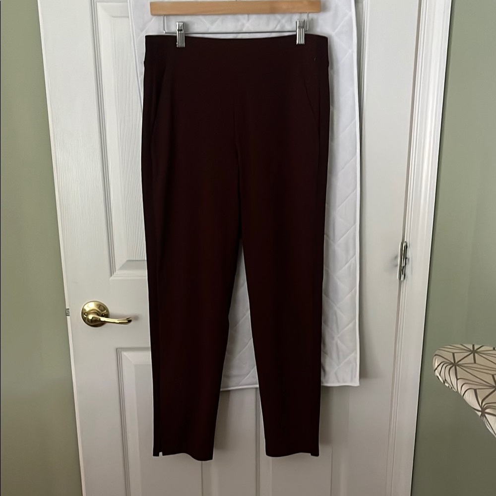NWOT Athleta Brooklyn woven Straight-Leg Pants - Burgundy